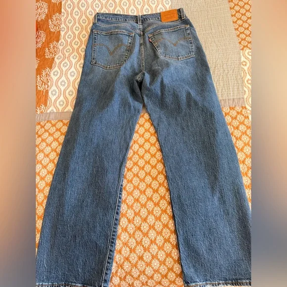 LEVI Premium Ribcage Straight Ankle Jeans 29" - Picture 4 of 8